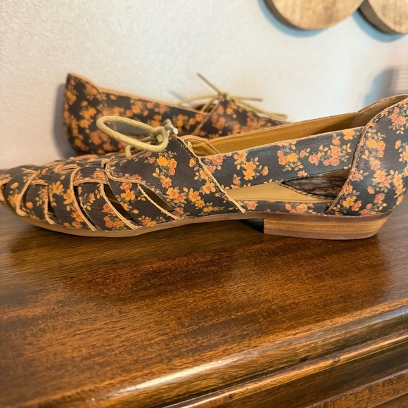 Latigo Floral Jingle Brown Lace-Up Leather Women's Shoes Size 8 - Picture 8 of 16